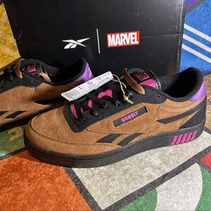Reebok Marvel X Classic Leather Gambit Size 9 for Men's‎ in Brown Black and Pink